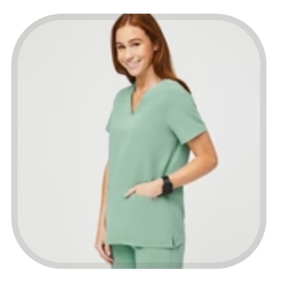Figs Tops Jade Casma Threepocket Scrub Top Poshmark
